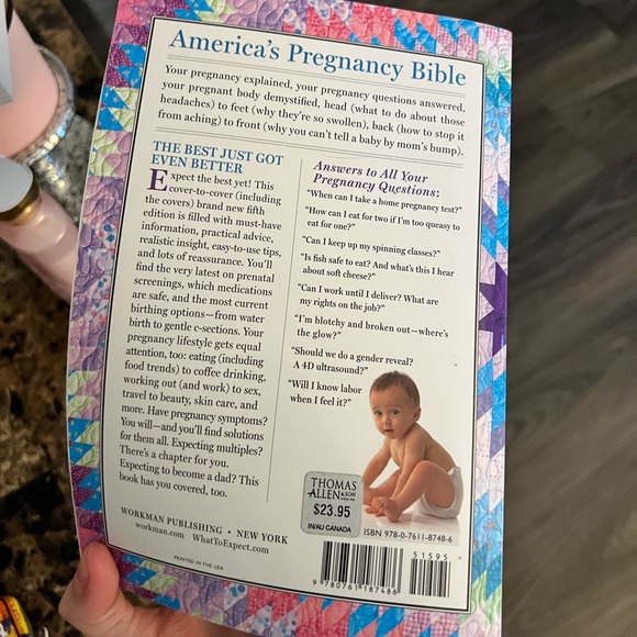 2 FOR 1 BOOK DEAL - what to expect when you’re expecting + 100,000 baby names - Picture 2 of 3